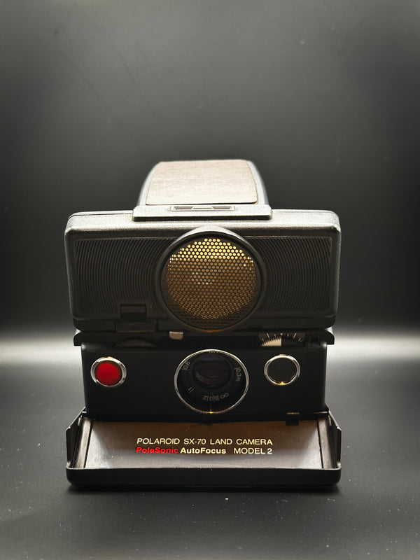 Polaroid SX-70 Land Camera Model 2 – Sonar AutoFocus